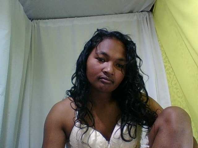OLYGAH, live now on BongaCams