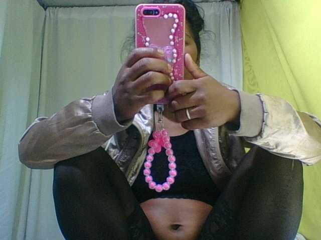OLYGAH live cam on BongaCams