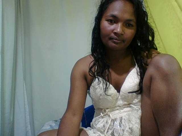 OLYGAH, en vivo ahora en BongaCams