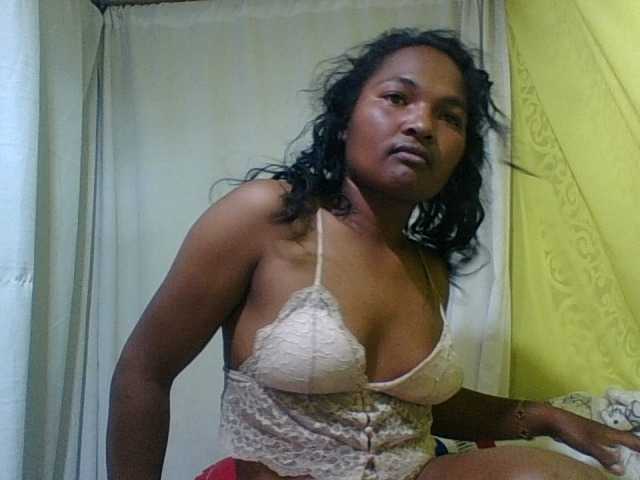 OLYGAH live cam on BongaCams