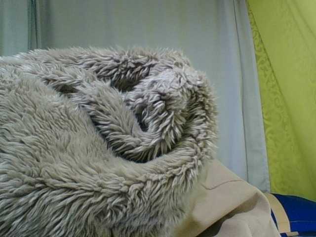 AZURAHRK live cam preview