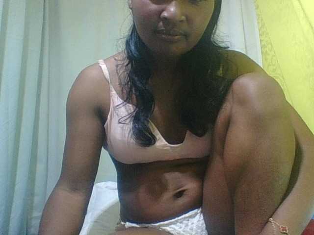 OLYGAH live cam on BongaCams