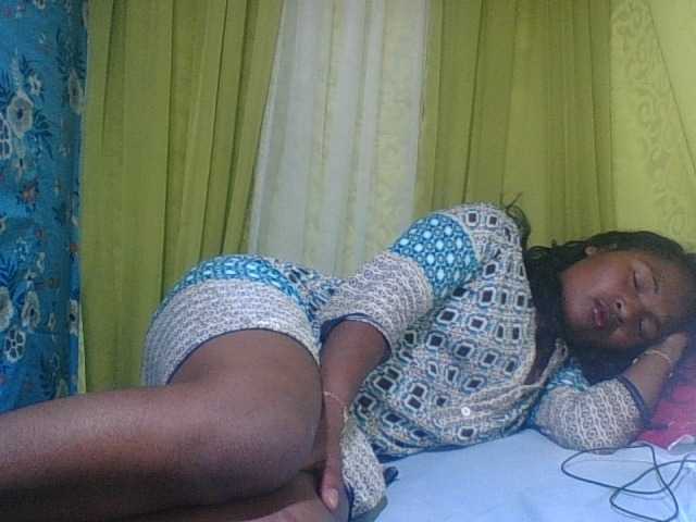 OLYGAH — live female cam