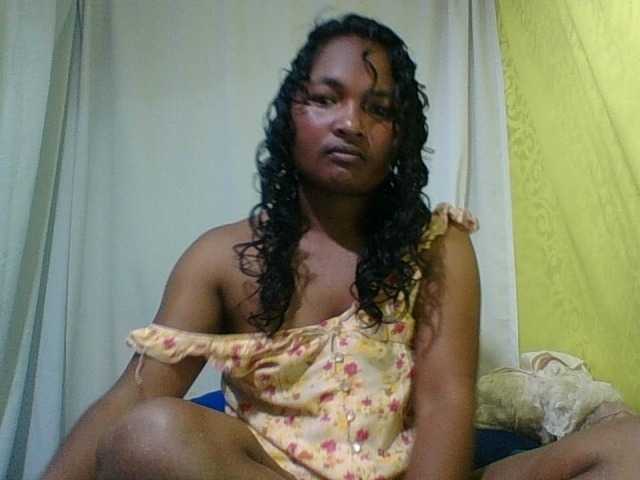 OLYGAH, en vivo ahora en BongaCams