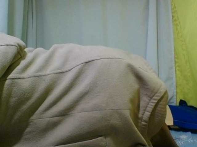 AZURAHRK live cam preview