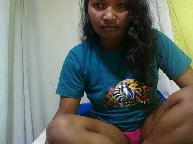 OLYGAH, live now on BongaCams