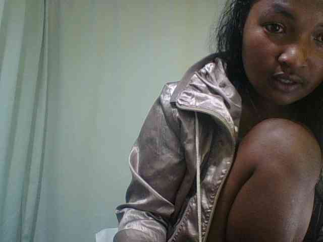 AZURAHRK webcam