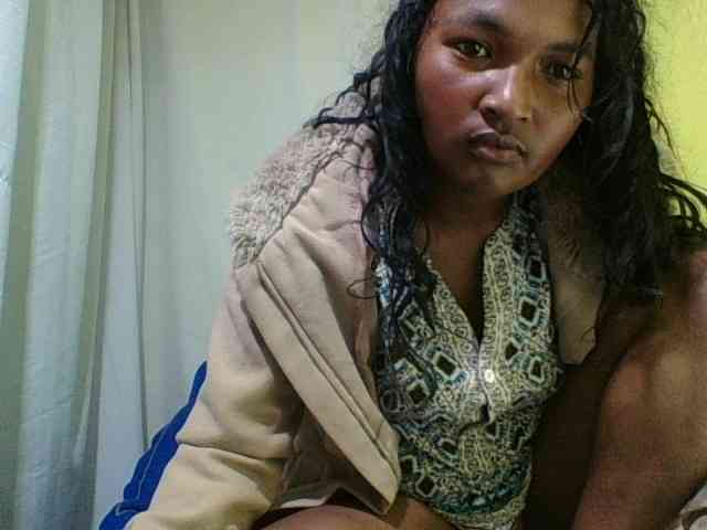 AZURAHRK webcam