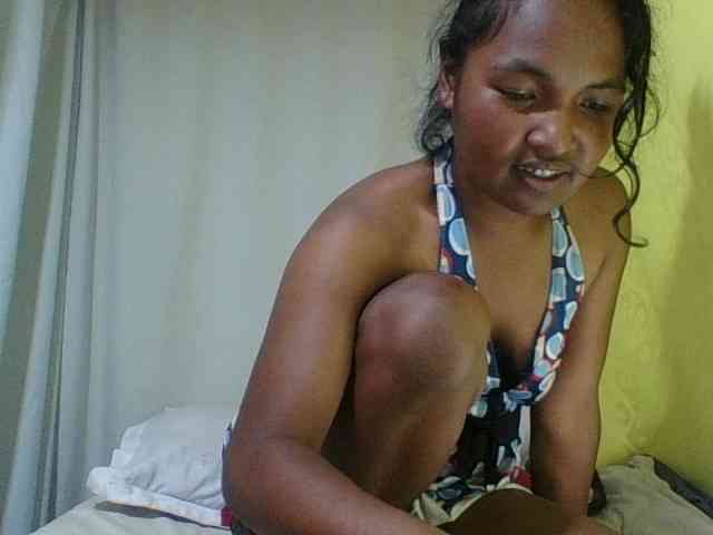 AZURAHRK webcam