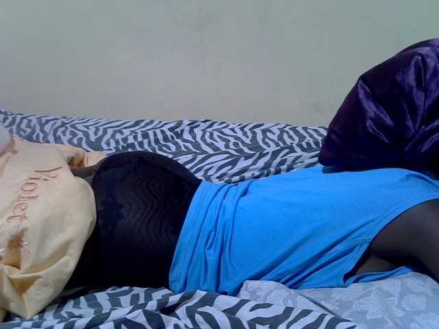 Pink-pussy live cam on BongaCams