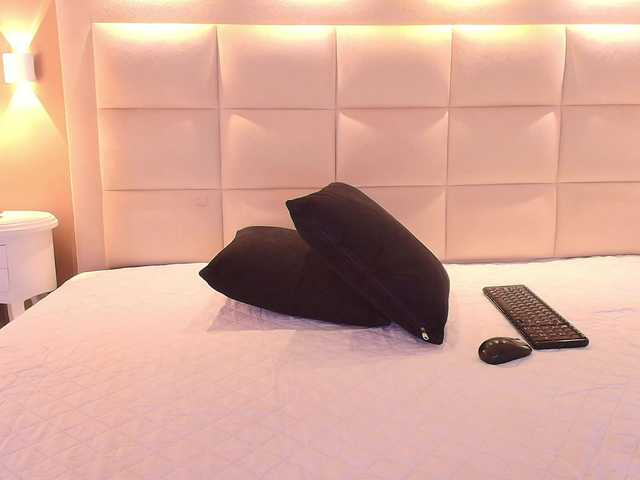 PaulaMonroe live cam on BongaCams