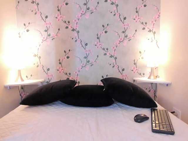 PaulaMonroe live cam on BongaCams