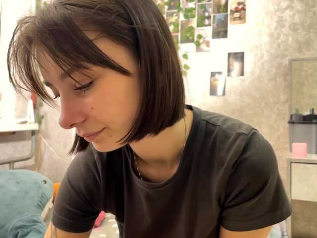 MarieDrakeford live cam on BongaCams