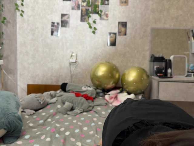 MarieDrakeford live cam on BongaCams