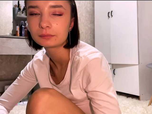 MarieDrakeford live cam on BongaCams