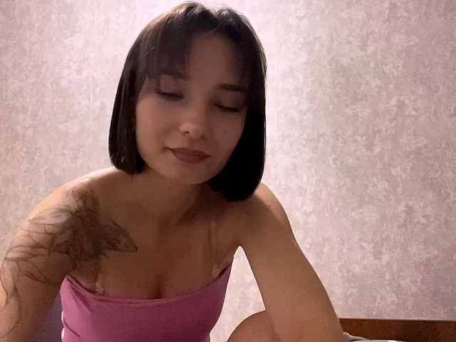 MarieDrakeford live cam on BongaCams