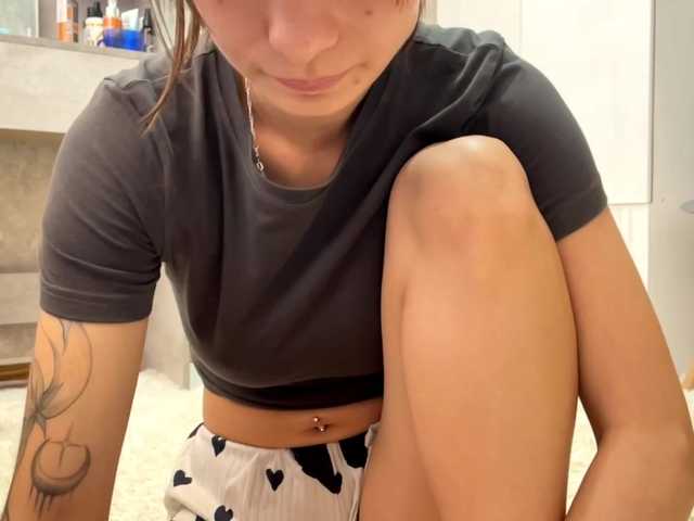 MarieDrakeford live cam on BongaCams