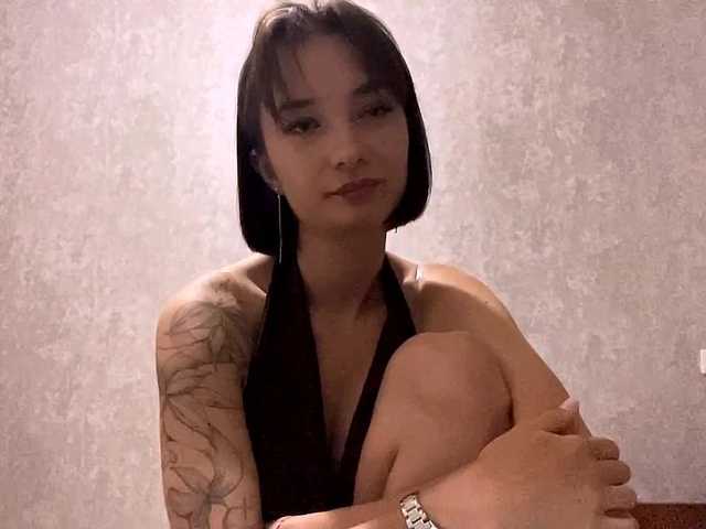 MarieDrakeford live cam on BongaCams