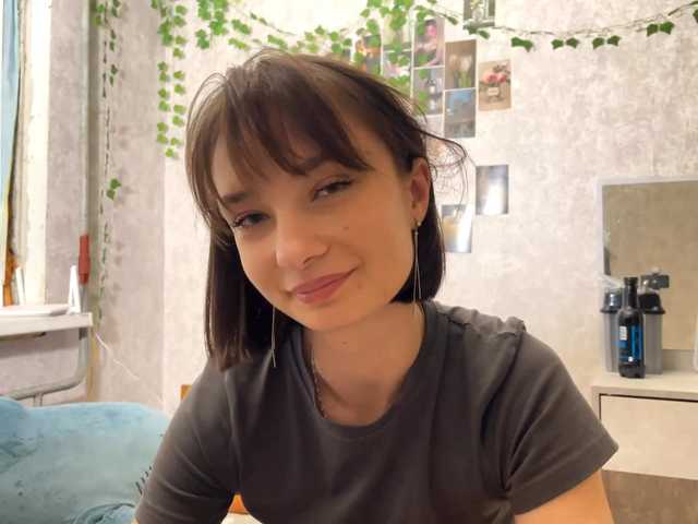 MarieDrakeford live cam on BongaCams
