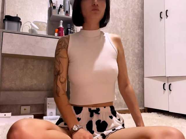 MarieDrakeford live cam on BongaCams