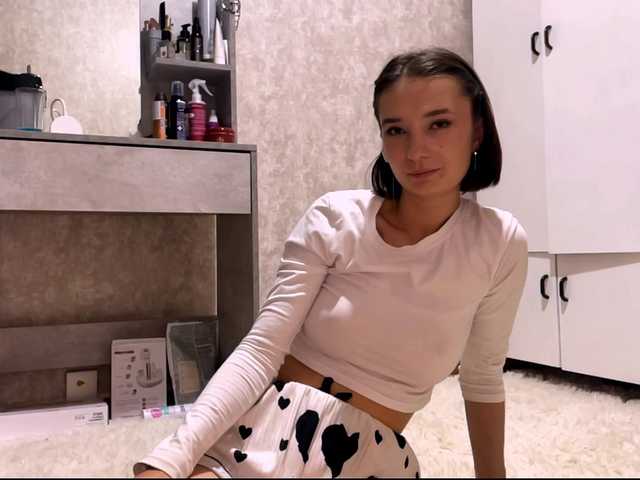 MarieDrakeford live cam on BongaCams