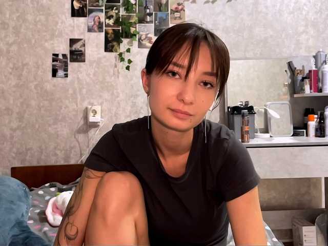 MarieDrakeford live cam on BongaCams