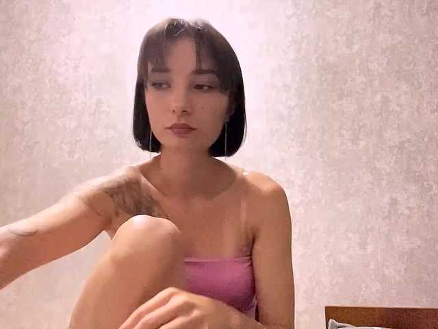 MarieDrakeford live cam on BongaCams