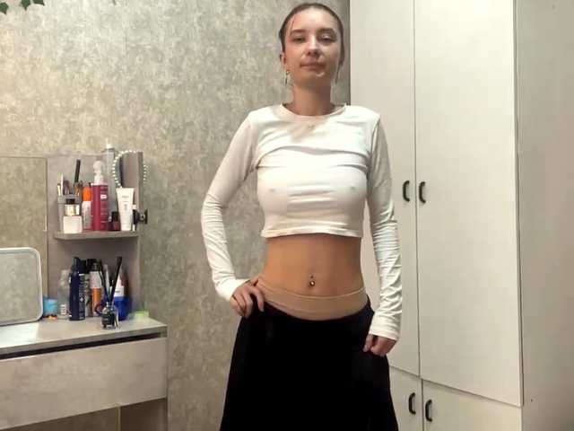 MarieDrakeford live cam on BongaCams