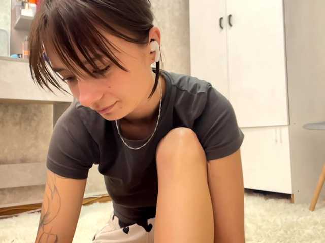 MarieDrakeford live cam on BongaCams