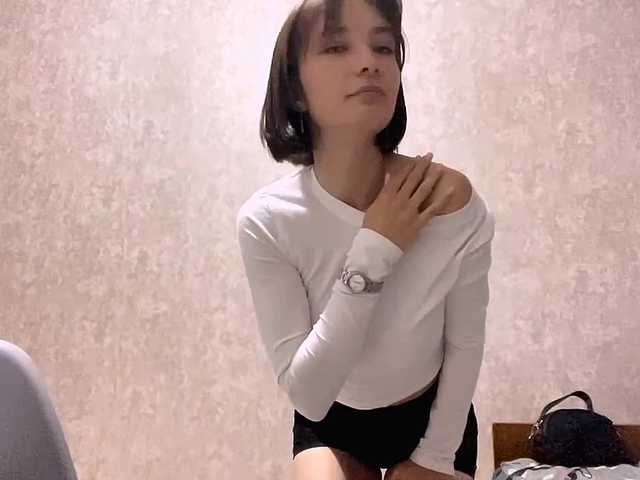 MarieDrakeford live cam on BongaCams