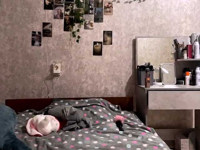 MarieDrakeford live cam on BongaCams