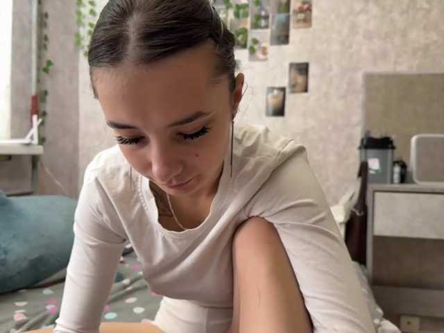 MarieDrakeford live cam on BongaCams