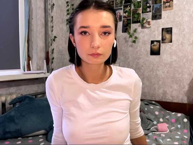 MarieDrakeford live cam on BongaCams