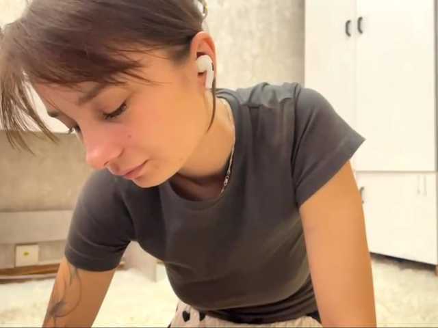 MarieDrakeford live cam on BongaCams
