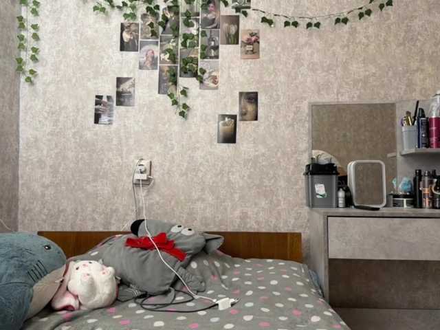 MarieDrakeford live cam on BongaCams