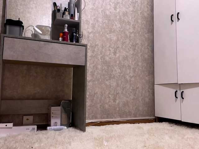MarieDrakeford live cam on BongaCams