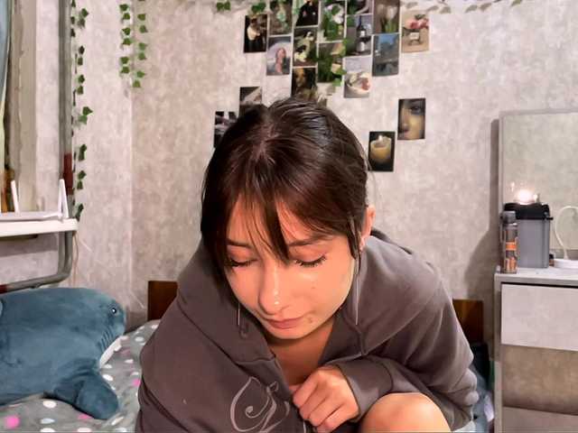 MarieDrakeford live cam on BongaCams