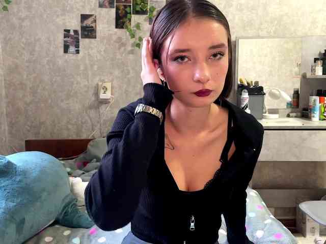 MarieDrakeford webcam
