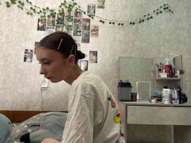 MarieDrakeford webcam