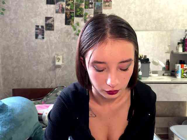 MarieDrakeford webcam