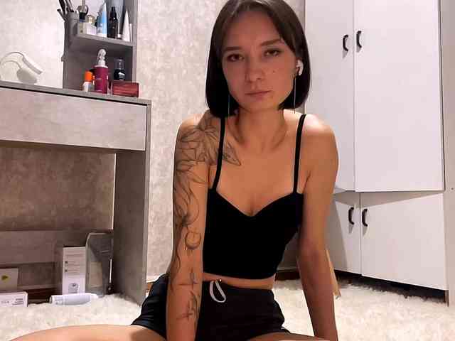 MarieDrakeford webcam