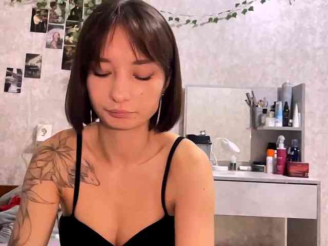MarieDrakeford webcam