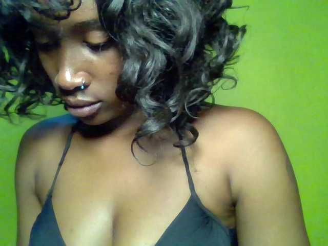 Wildy-Savage live cam on BongaCams
