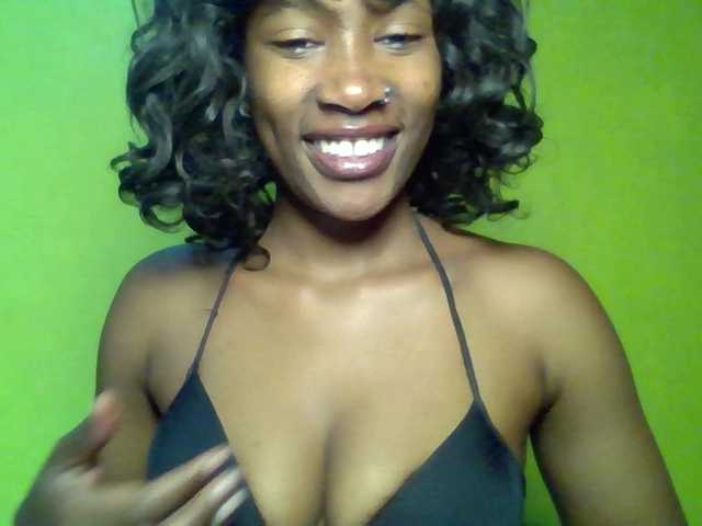 Wildy-Savage live cam on BongaCams