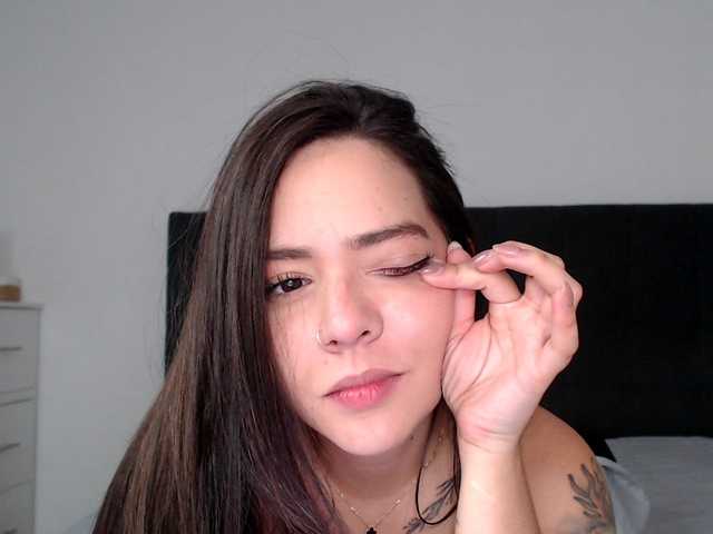 Valeriawilde live cam on BongaCams