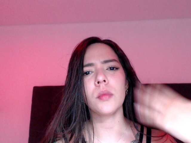 Valeriawilde live cam on BongaCams