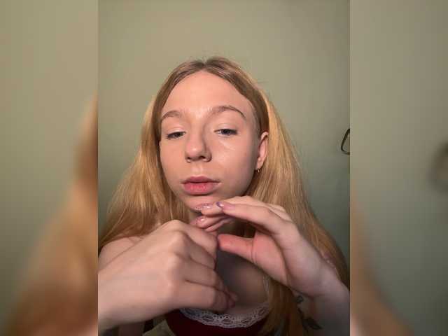 helga21000 live cam on BongaCams