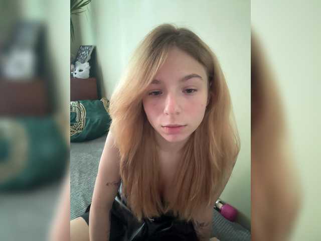 helga21000 live cam on BongaCams
