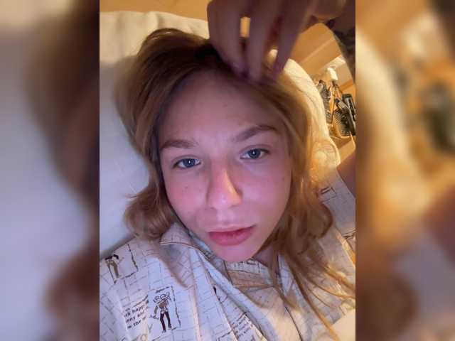 helga21000 live cam on BongaCams