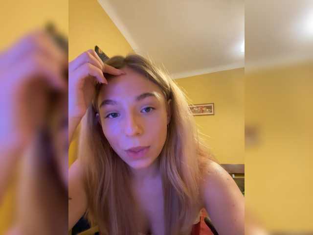 helga21000 live cam on BongaCams